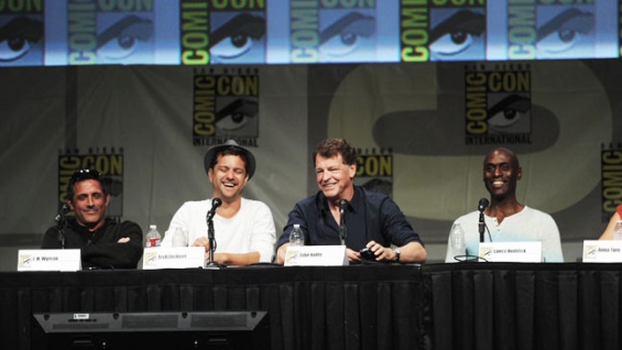 fringe comic con panelComic Con 2012  Fringe Cast Bids a Tearful Goodbye Reflects on qmxSaU1A